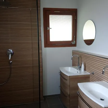 度假居 Chalet Am Berg 5 Personen 圣布拉辛